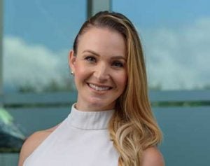 Vayolla Quiros Business Manager