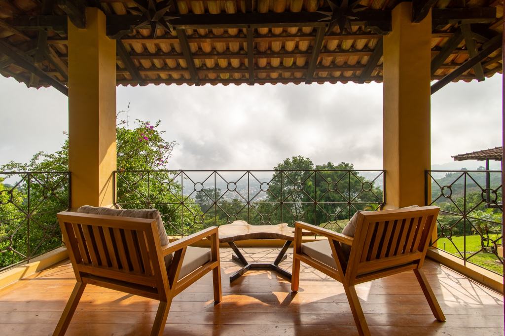 Goodness House: Presidential Balcony Suite