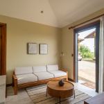 Luxury Courtyard Apartment with kitchenette
