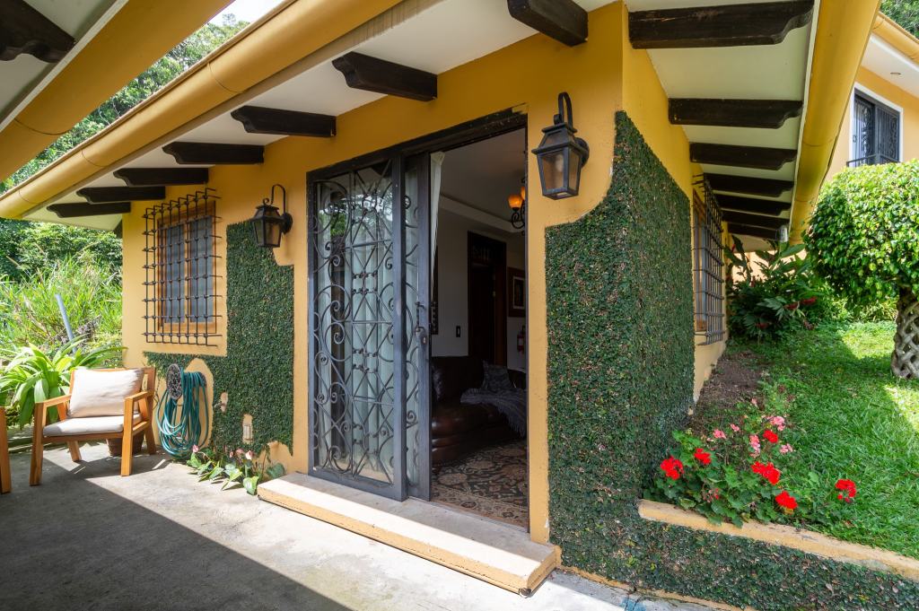 Signature Casita with kitchenette